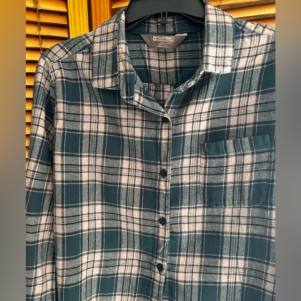 Mountain Warehouse blue white plaid long sleeve plaid button down shirt